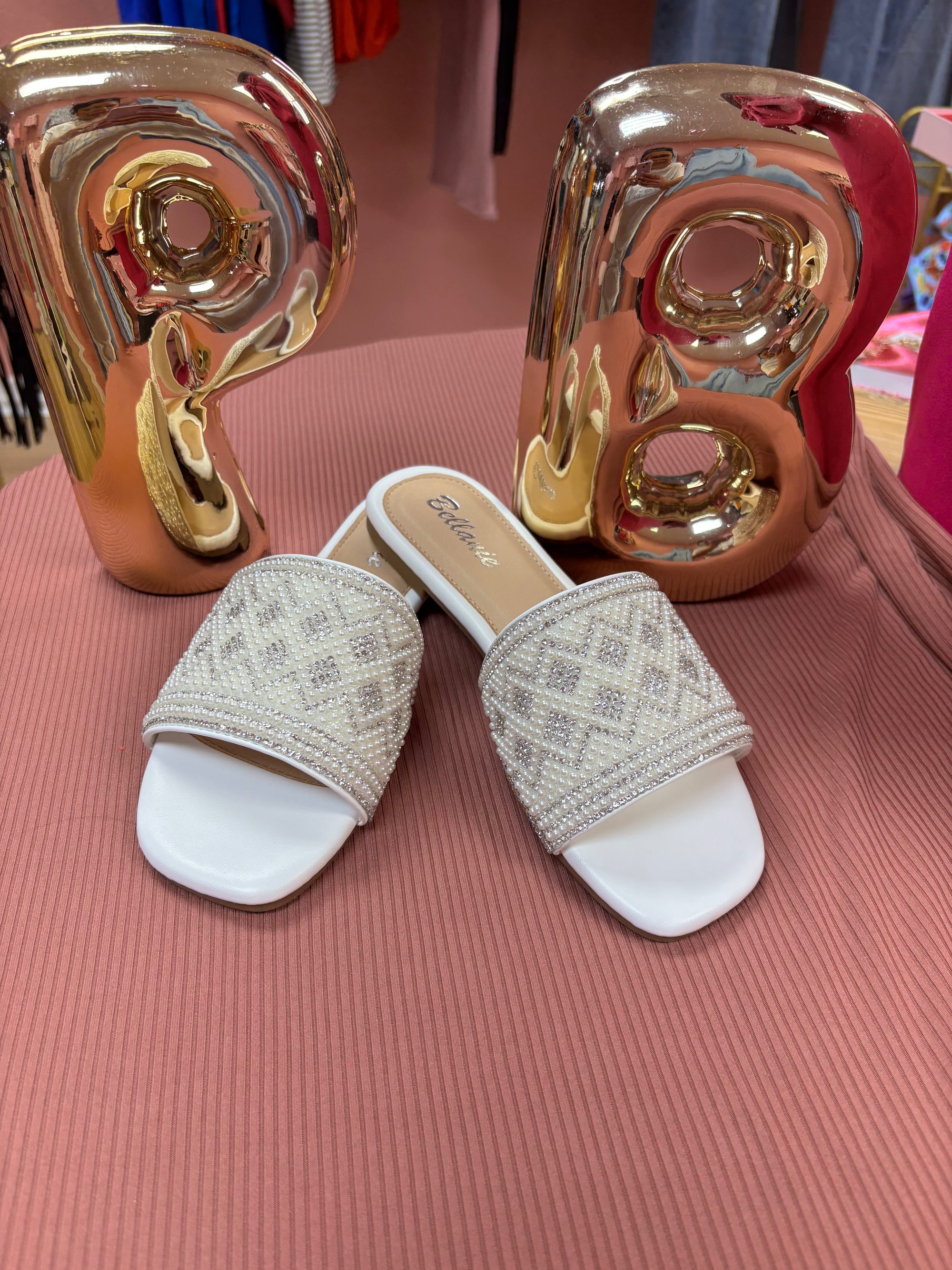Graciela sandals