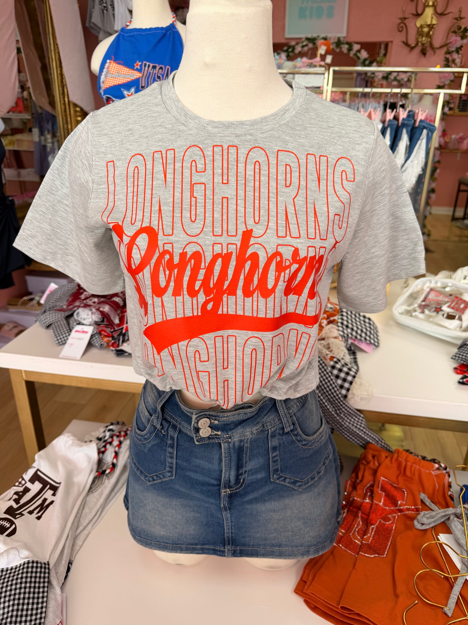 Longhorn on heather grey cropped